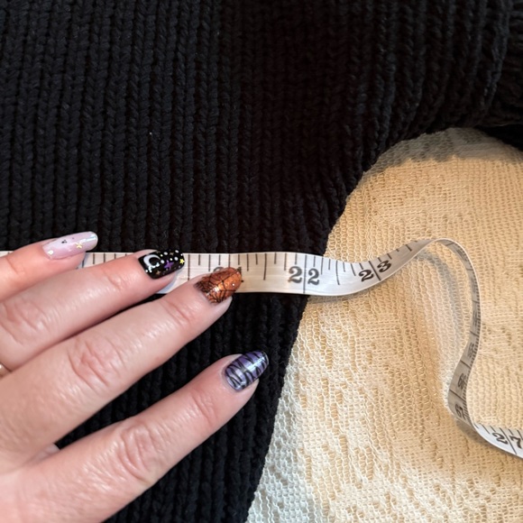 Abercrombie & Fitch crewneck ribbed cropped sweater - Picture 4 of 8